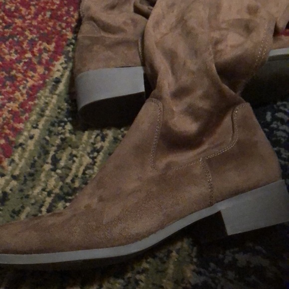 Thigh high boot size 7.5. - Picture 1 of 5